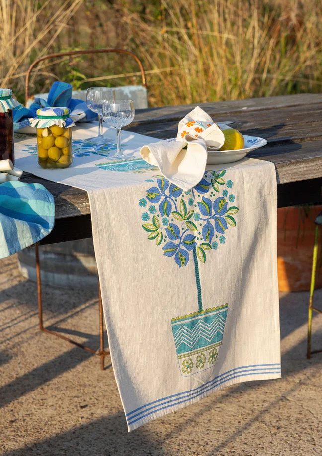 “Lemon tree” organic cotton table runner
