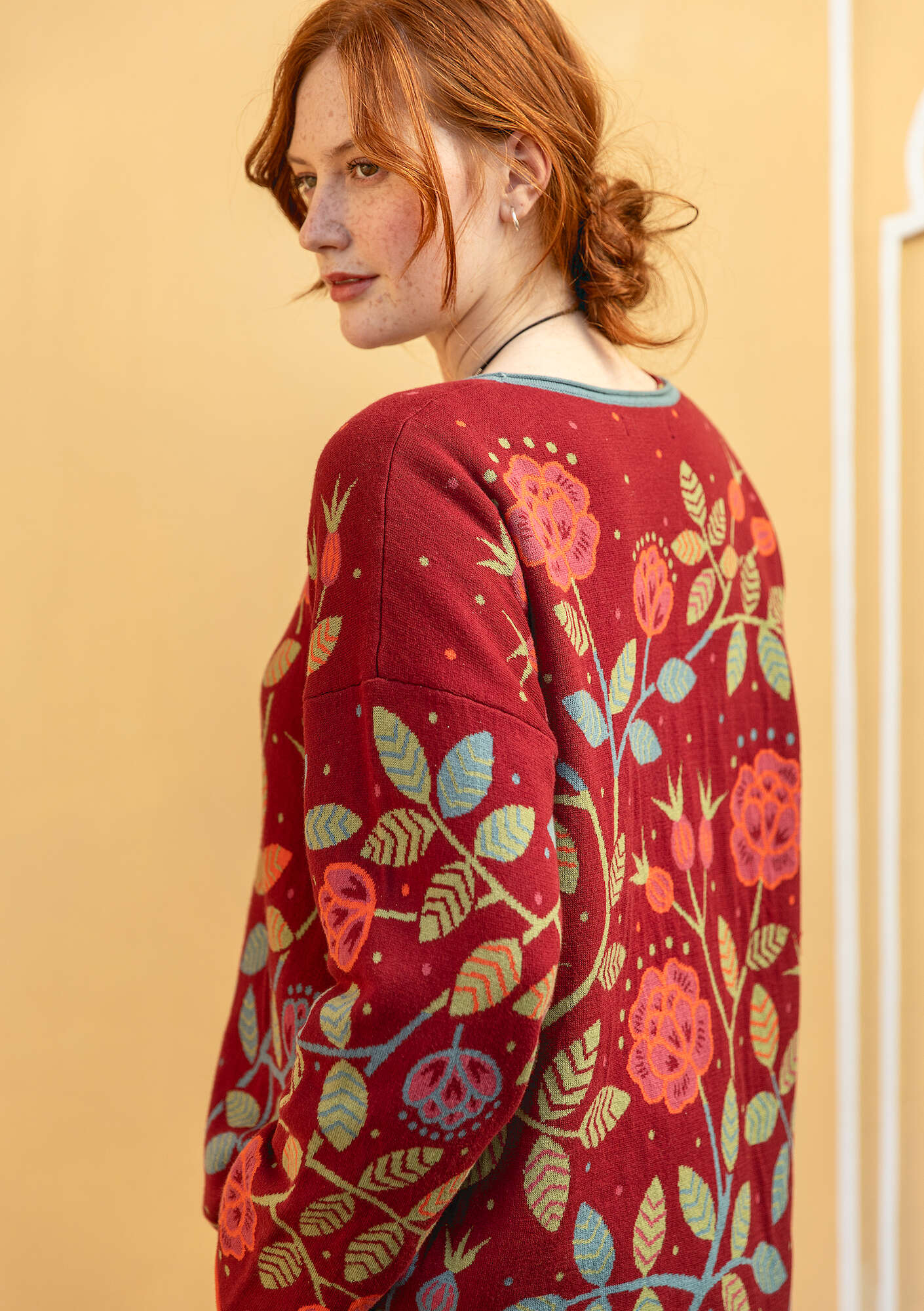 “Nyponros” organic/recycled cotton knit sweater