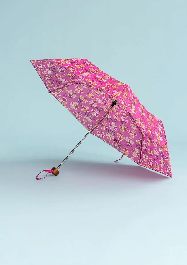“Peggy” umbrella made from recycled polyester