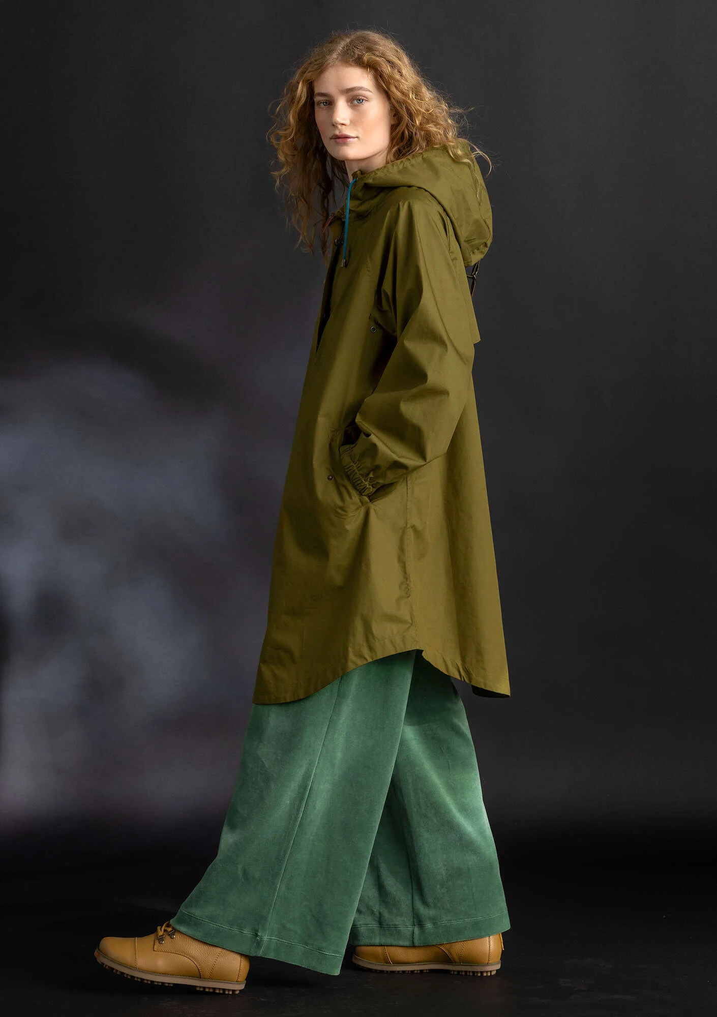 “Hedda” woven organic cotton raincoat
