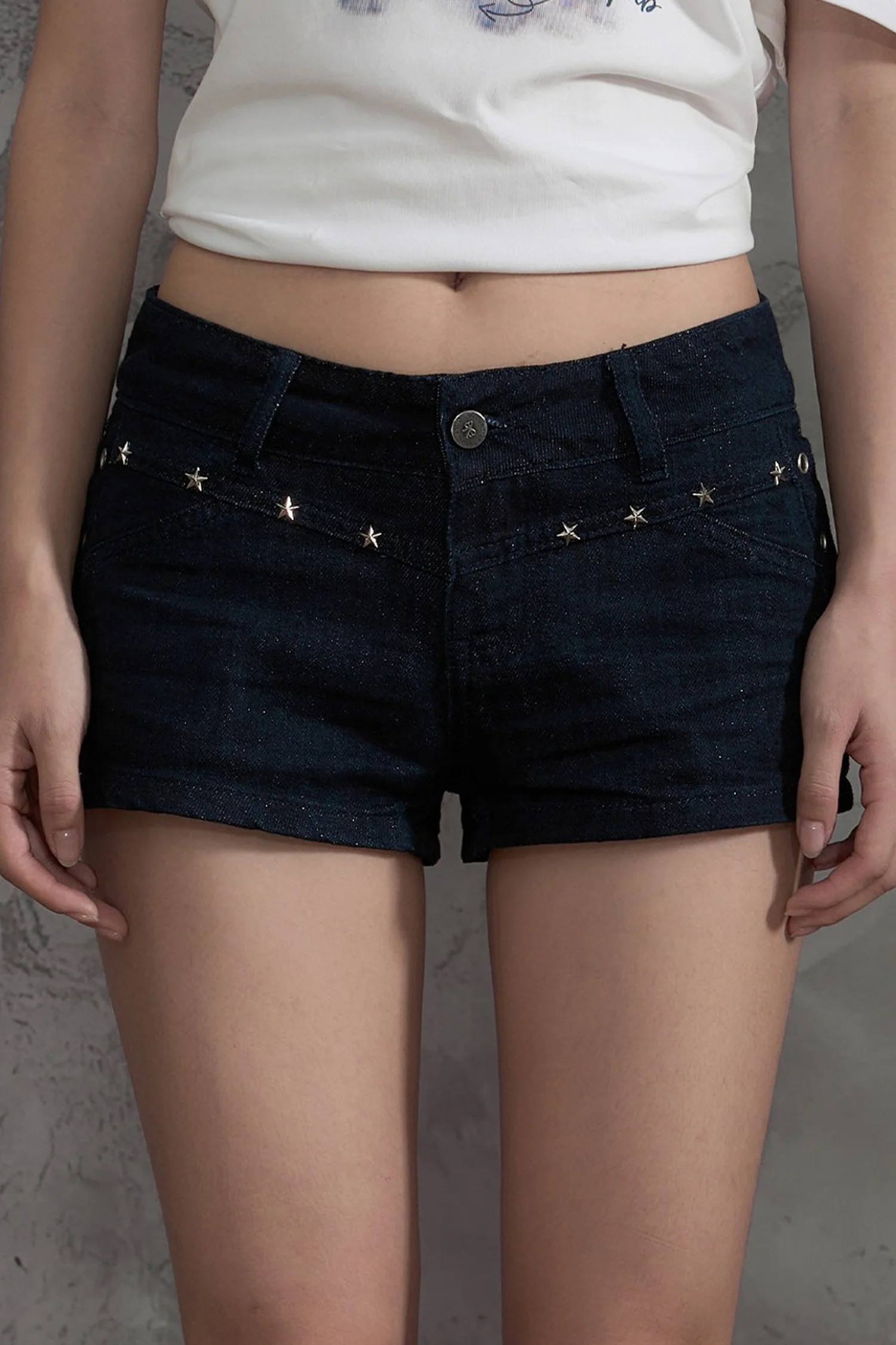 Star Studded Denim Shorts - gxfjsh