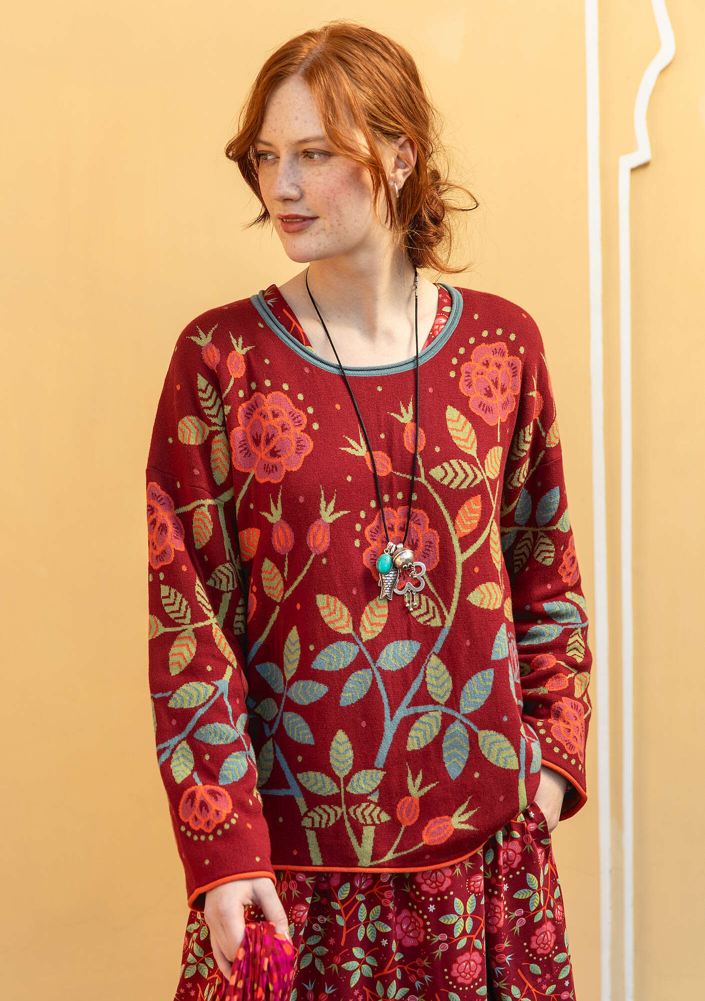 “Nyponros” organic/recycled cotton knit sweater