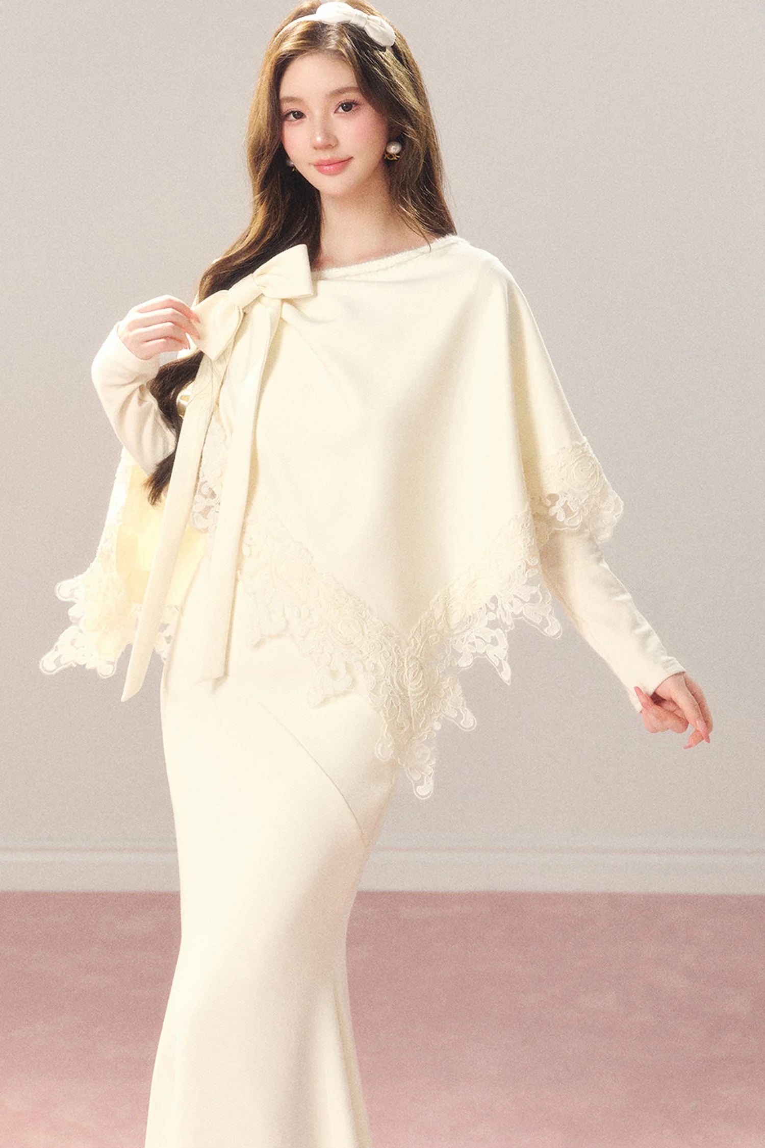 Artistic Bow Lace Knit Cape and Skirt Set-Up - gxfjsh