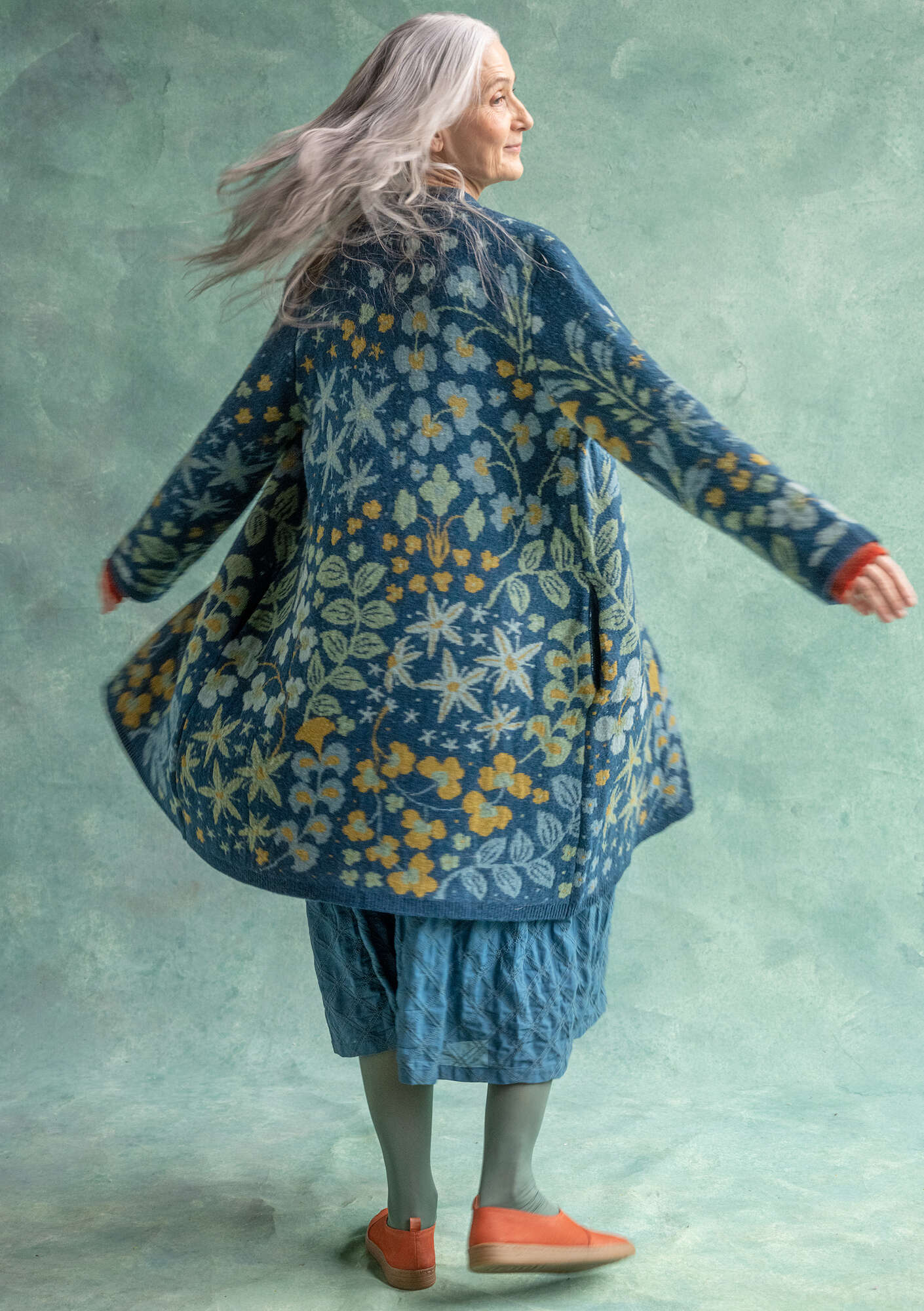 “Saga” recycled wool coatigan