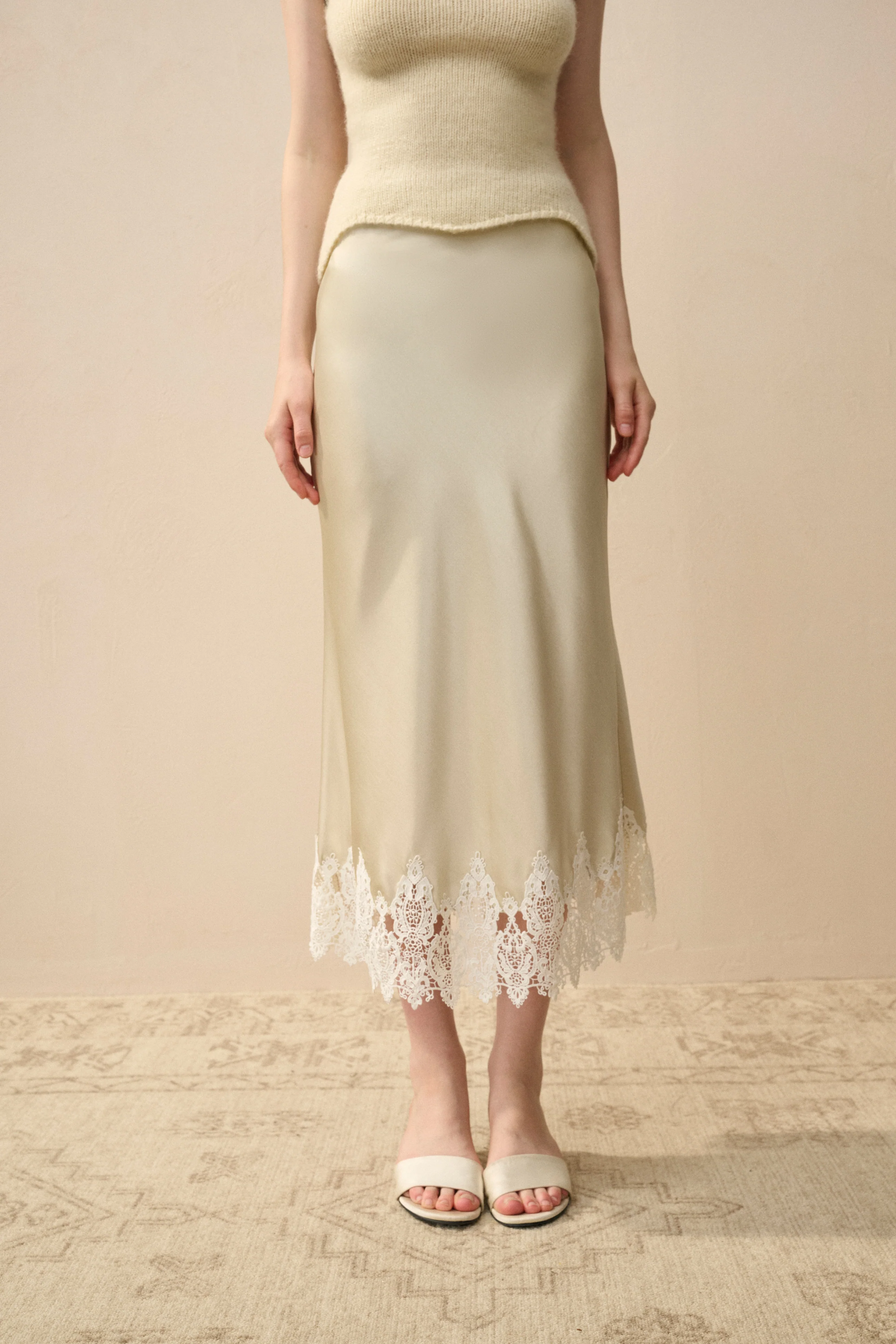 Lace hem satin skirt