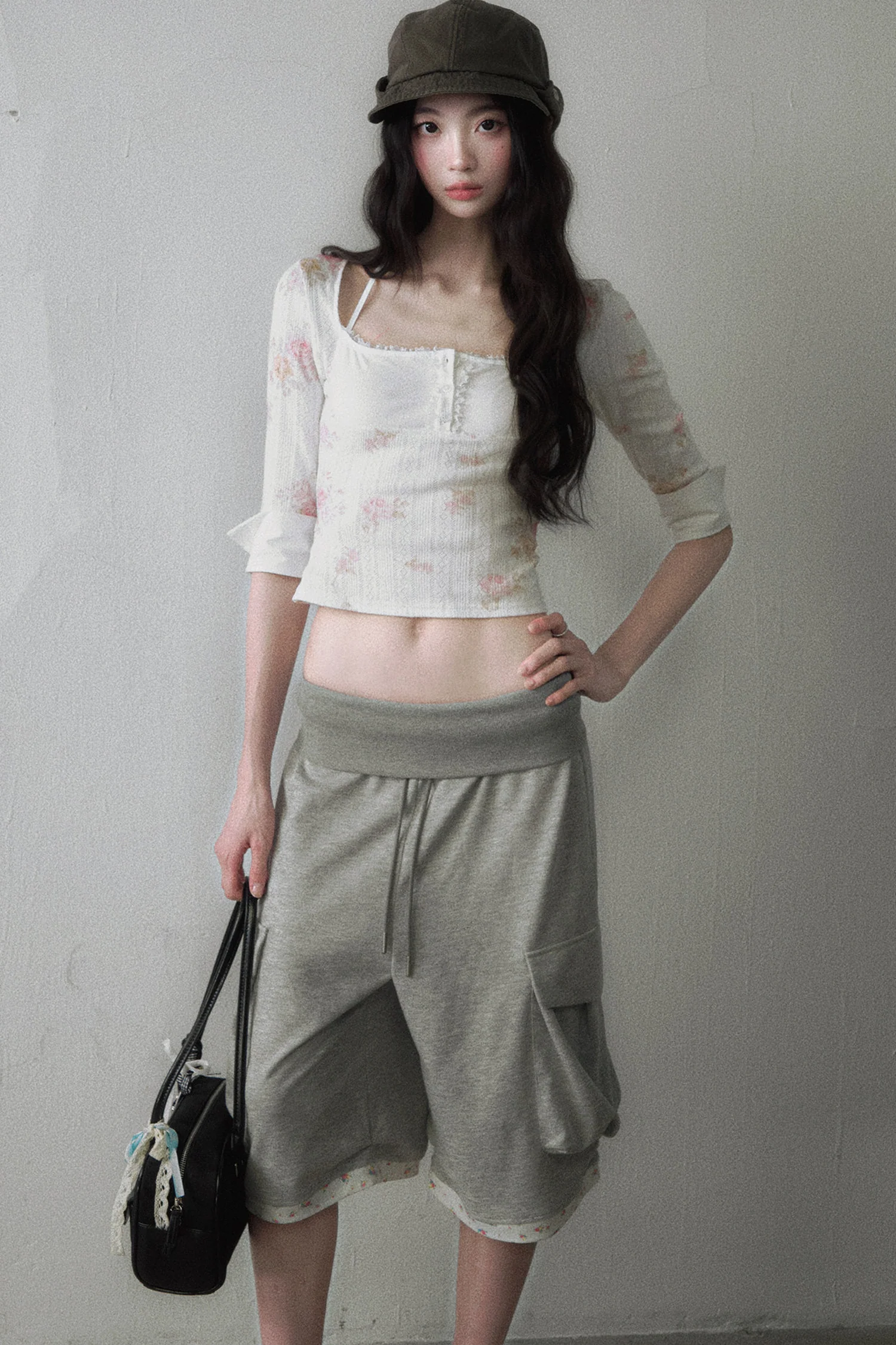 Gray Elastic Waist Cropped Pants - gxfjsh