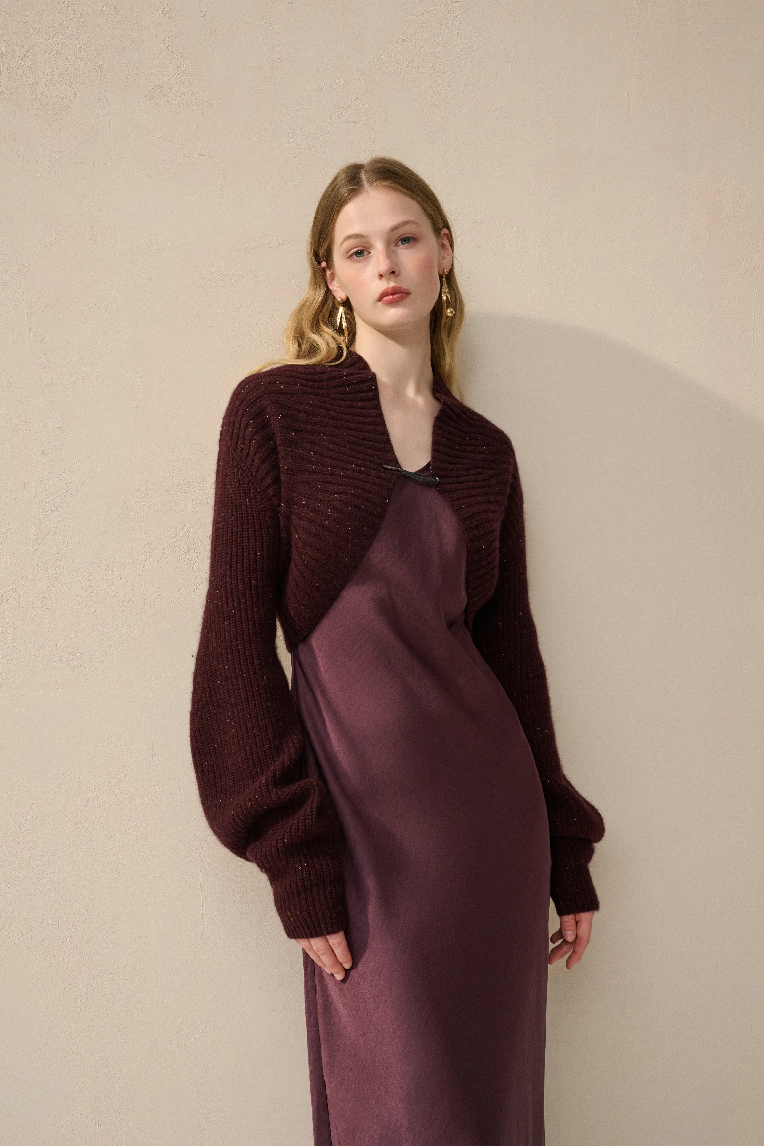 Mid-weight ribbed shrug